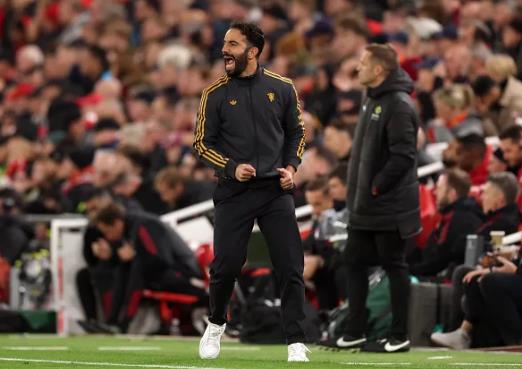 HLV Ruben Amorim het loi ca ngoi Amad Diallo va Senne Lammens.