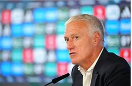Didier Deschamps lên tiếng khi PSG chỉ trích ĐT Pháp