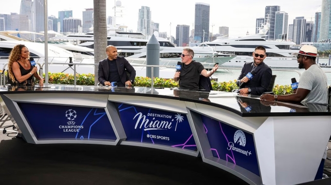 Các đài truyền hình truyền thống như CBS Sports (Mỹ) có thể đối mặt nguy cơ mất thị phần, khi các nền tảng phát sóng trực tuyến như Amazon Prime Video hay Netflix bắt đầu mở rộng vai trò trong việc tường thuật Champions League. Ảnh: CBS