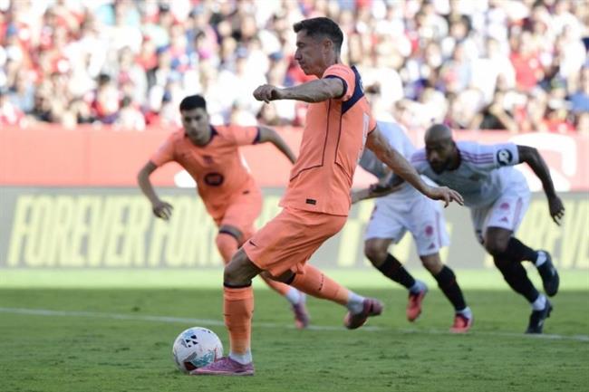 Điểm tin sáng 1310 Barca bất ngờ không gia hạn với Lewandowski 1